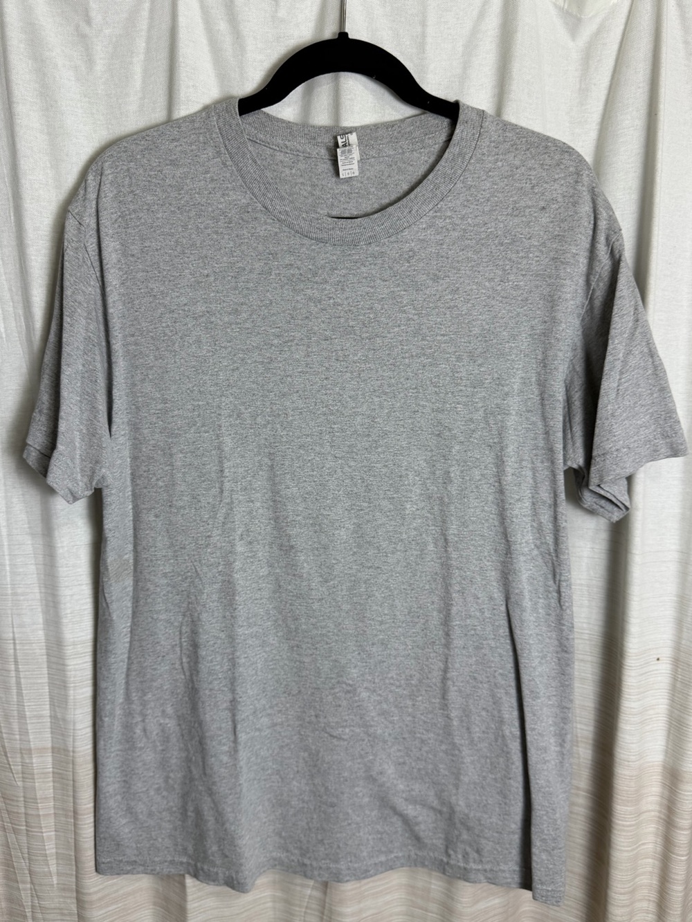 🌵 2 for $10 
Classic Grey Crewneck T-Shirt - Unbranded